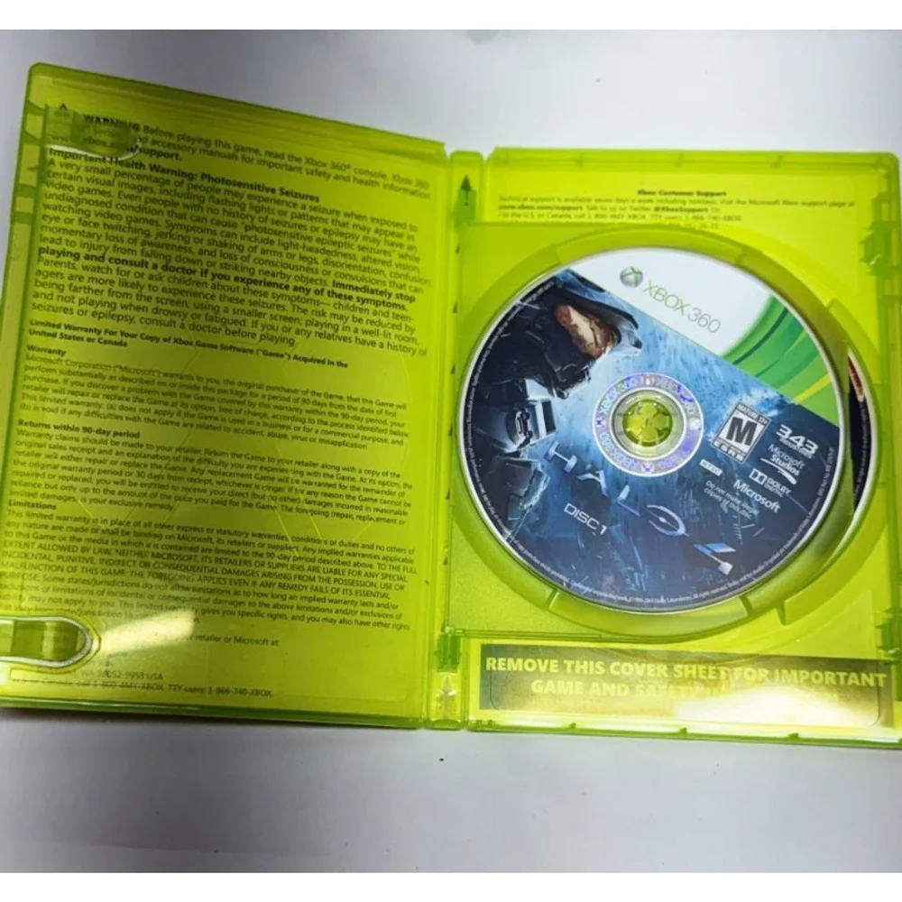 Xbox 360 Game Bundle Halo 4 Assassin's Creed COD World at War 4 Game Lot